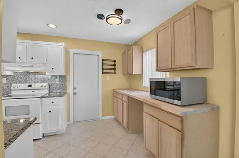1710 SW 20th Street Boynton Beach FL 33426