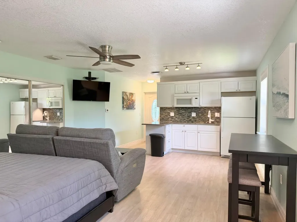 6100 Francis Street Jupiter FL 33458