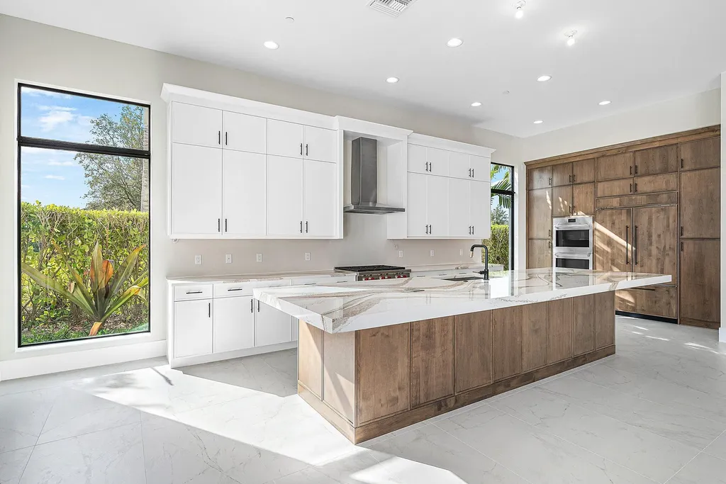 9109 Coral Isle Circle Palm Beach Gardens FL 33412