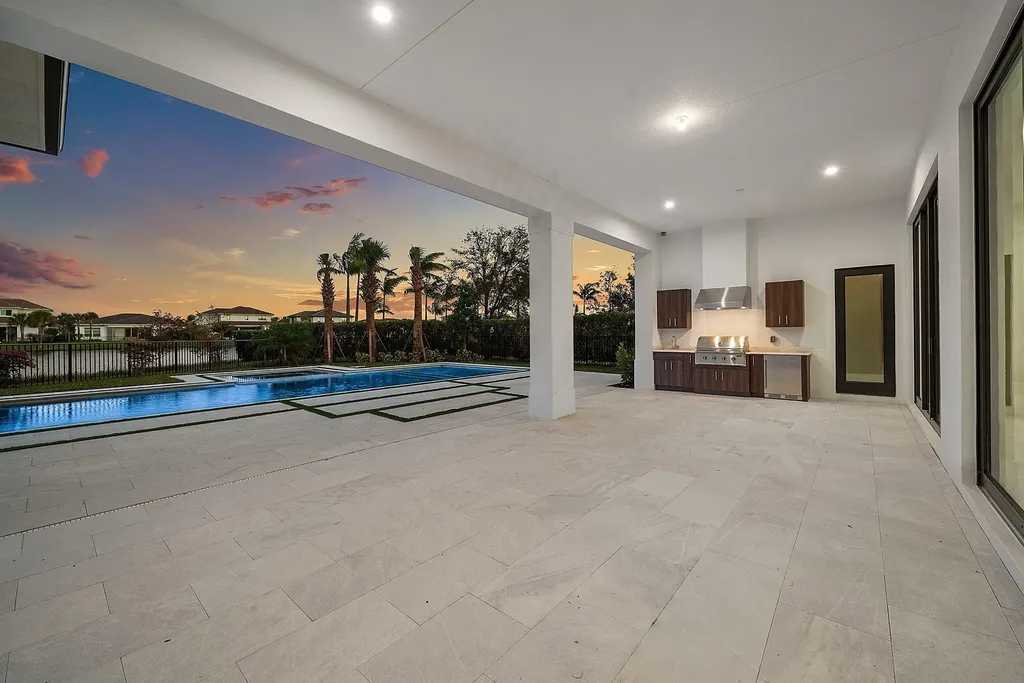 9109 Coral Isle Circle Palm Beach Gardens FL 33412
