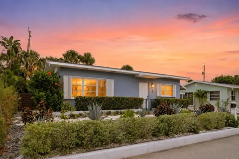 24 Douglas Drive Ocean Ridge FL 33435