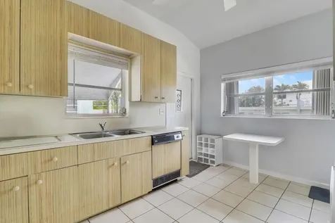 24 Douglas Drive Ocean Ridge FL 33435