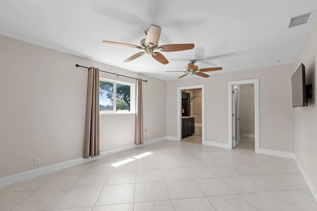 4100 NW 7th Street Coconut Creek FL 33066