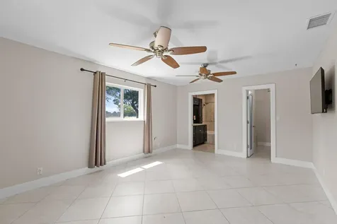 4100 NW 7th Street Coconut Creek FL 33066