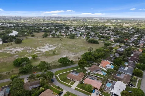4100 NW 7th Street Coconut Creek FL 33066