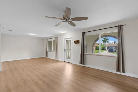 4100 NW 7th Street Coconut Creek FL 33066