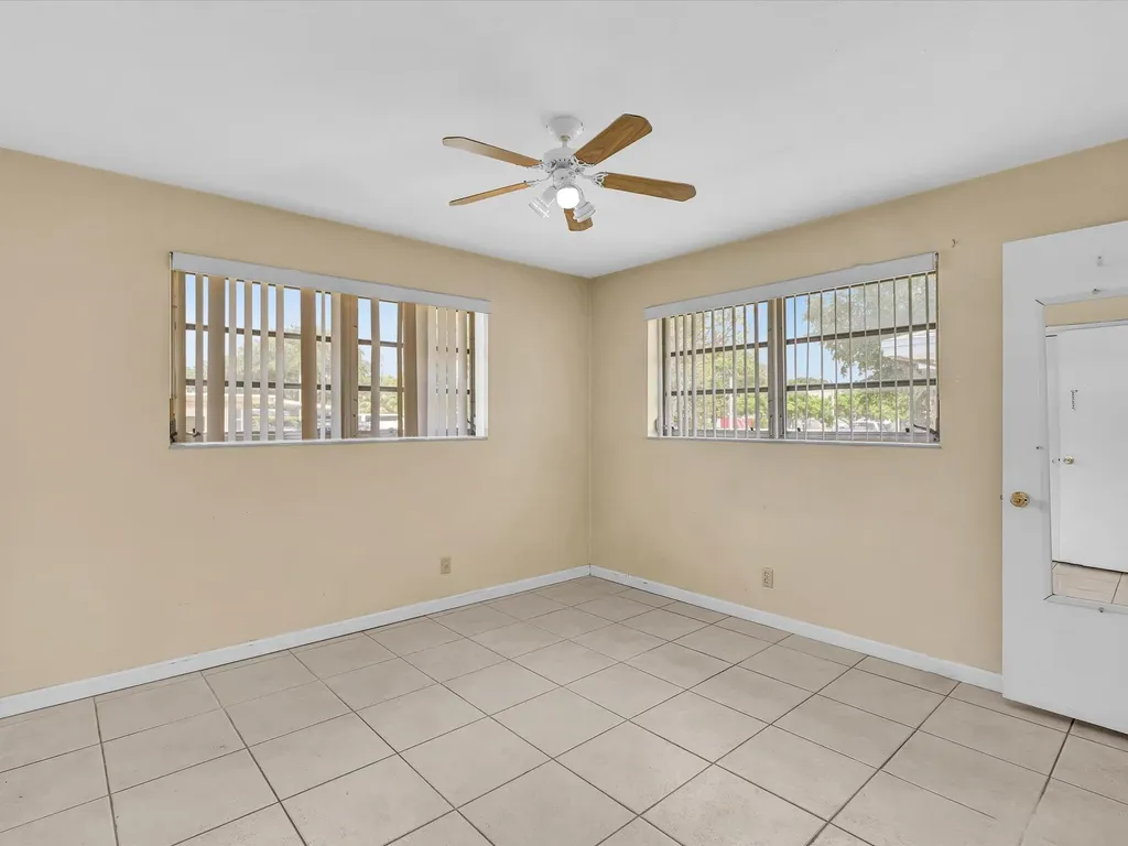 4041 NE 18th Terrace Pompano Beach FL 33064