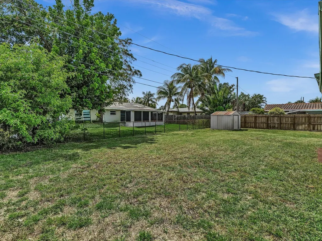 4041 NE 18th Terrace Pompano Beach FL 33064