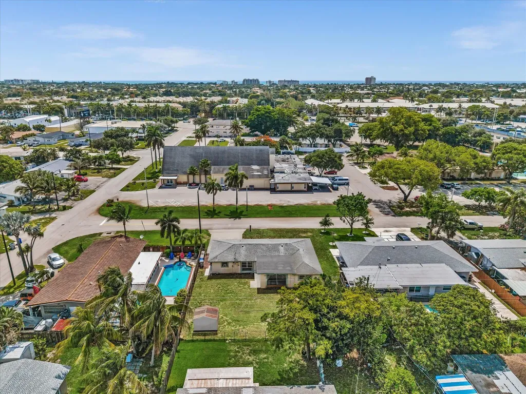 4041 NE 18th Terrace Pompano Beach FL 33064