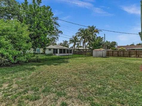 4041 NE 18th Terrace Pompano Beach FL 33064