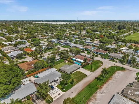 4041 NE 18th Terrace Pompano Beach FL 33064