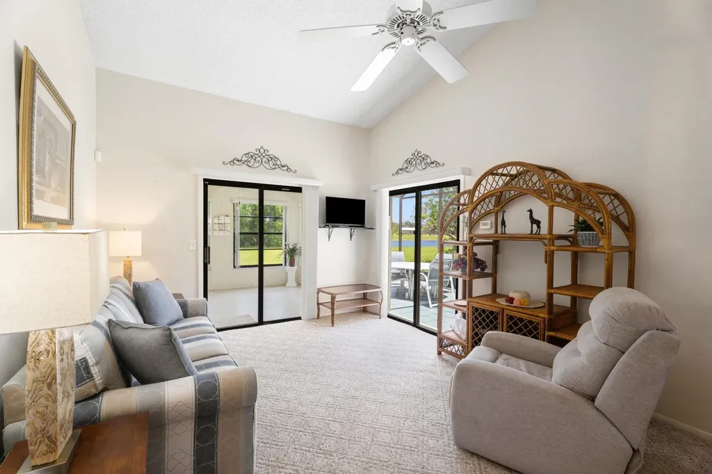 2225 SE Barrington Street Port St Lucie FL 34952