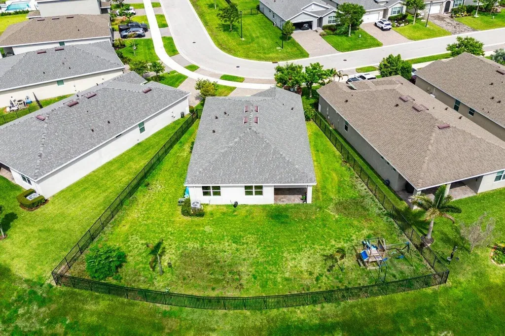2770 NE Breezeway Circle Ocean Breeze FL 34957