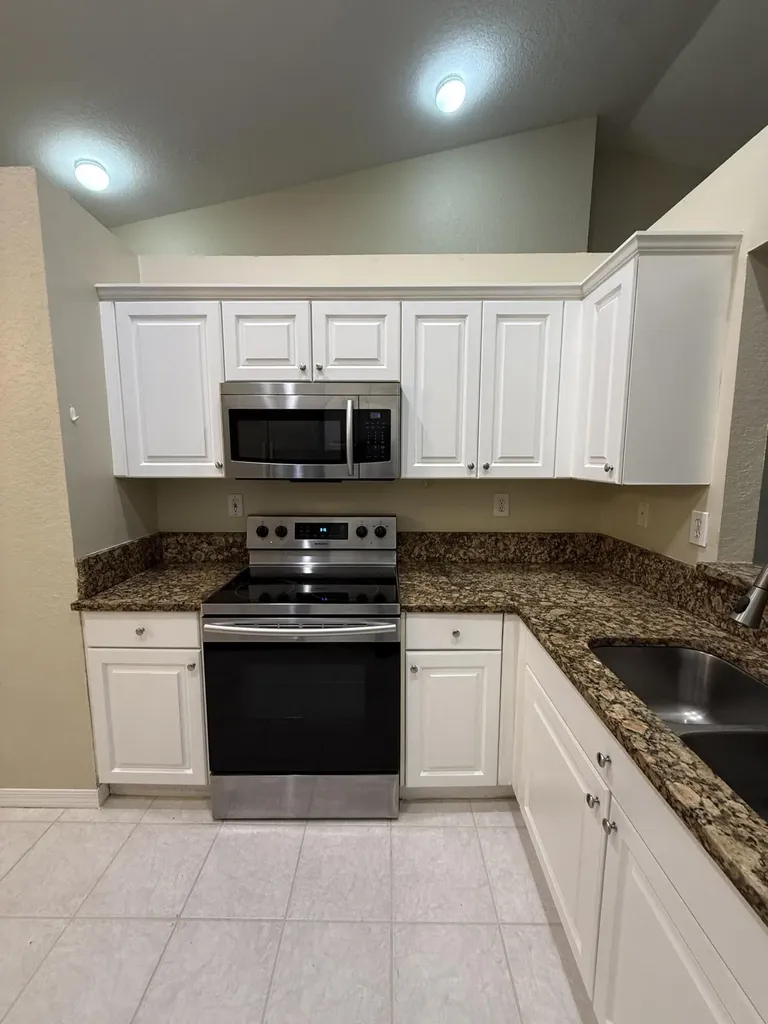 7651 S Aragon Boulevard Sunrise FL 33322