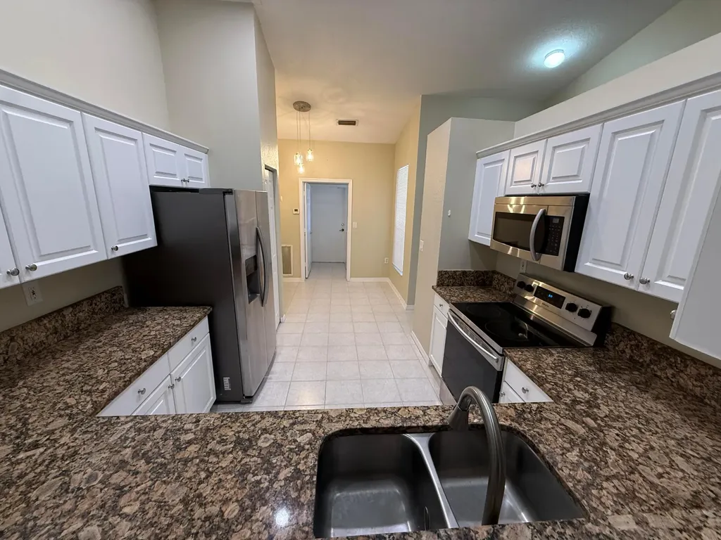 7651 S Aragon Boulevard Sunrise FL 33322