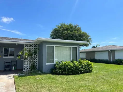 255 Main Boulevard Boynton Beach FL 33435