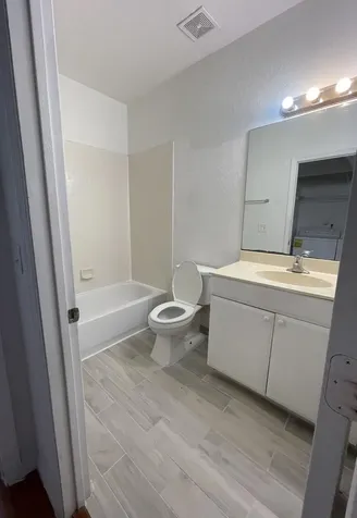 880 Pipers Cay Drive West Palm Beach FL 33415