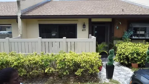 627 Banks Road Margate FL 33063