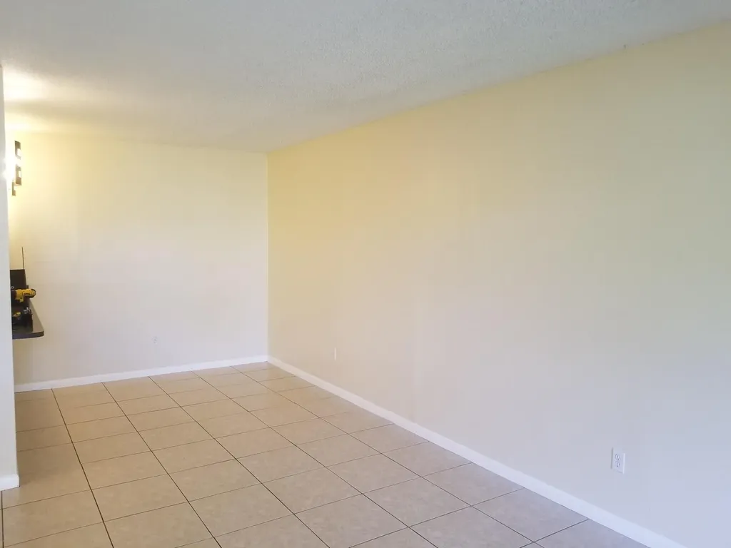 6023 10th Avenue N Greenacres FL 33463