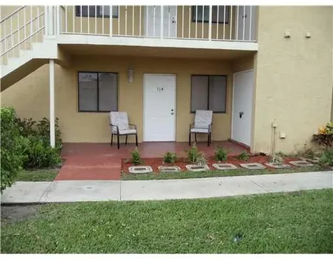 6023 10th Avenue N Greenacres FL 33463