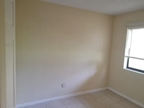 6023 10th Avenue N Greenacres FL 33463