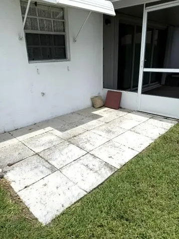 1216 S S Lakes End Drive Fort Pierce FL 34982