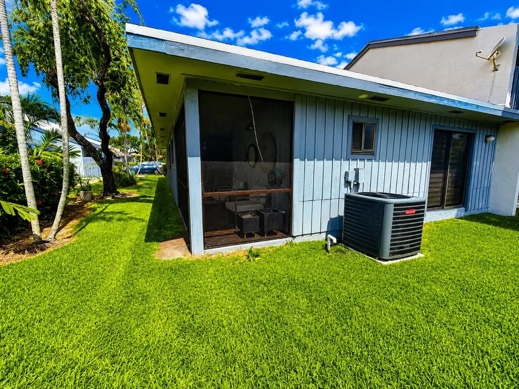 1541 N 14th Terrace Hollywood FL 33020