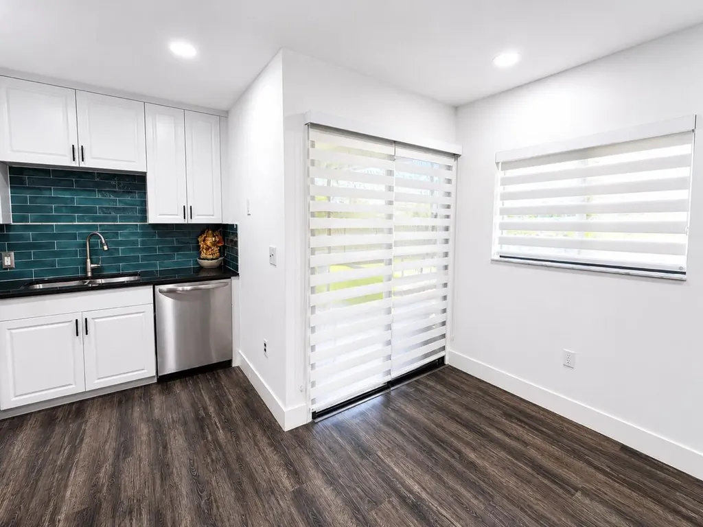 1541 N 14th Terrace Hollywood FL 33020