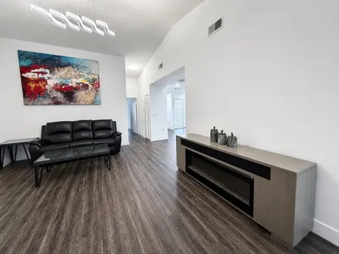 1541 N 14th Terrace Hollywood FL 33020