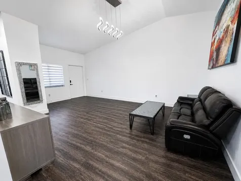 1541 N 14th Terrace Hollywood FL 33020