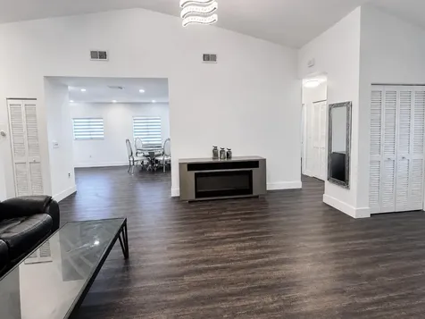 1541 N 14th Terrace Hollywood FL 33020
