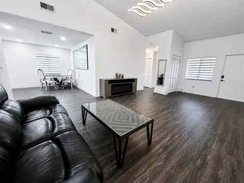 1541 N 14th Terrace Hollywood FL 33020