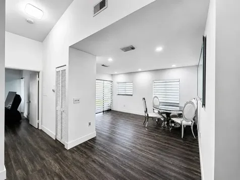 1541 N 14th Terrace Hollywood FL 33020