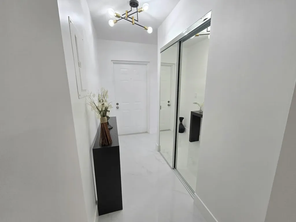 5577 Courtyard Drive Margate FL 33063
