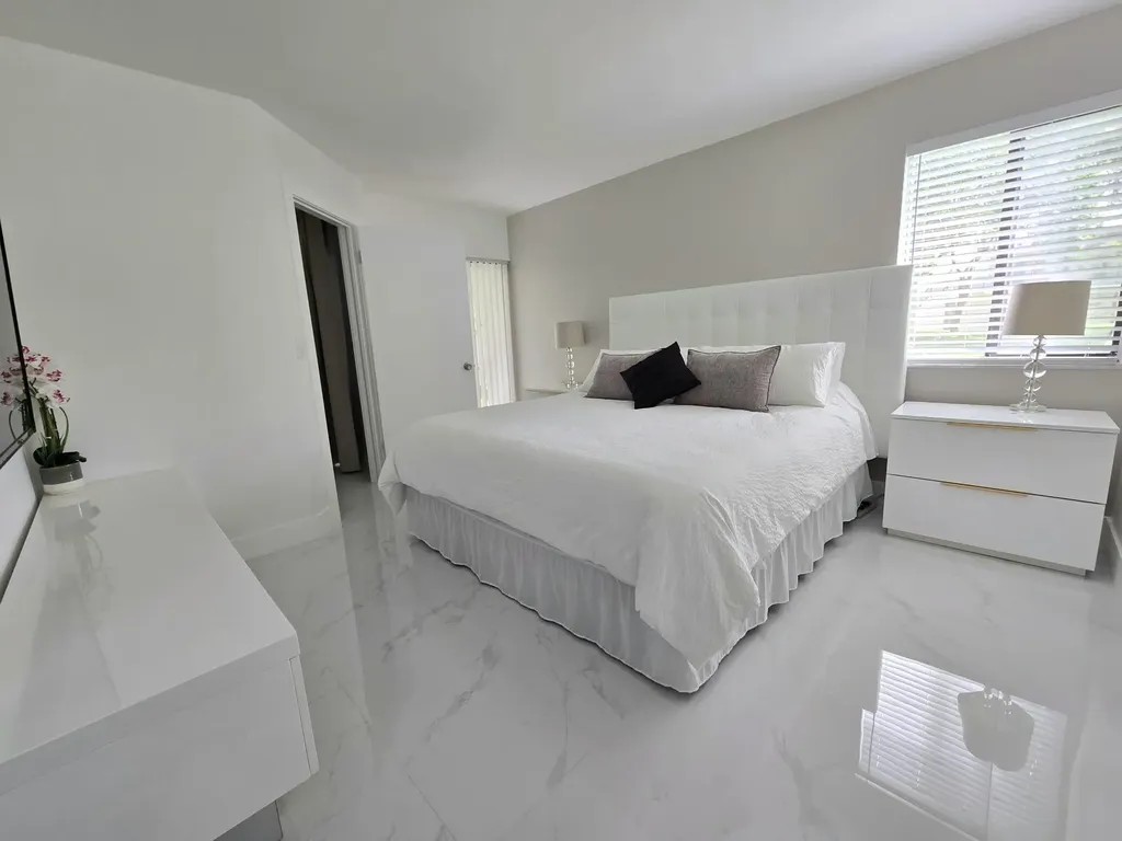 5577 Courtyard Drive Margate FL 33063