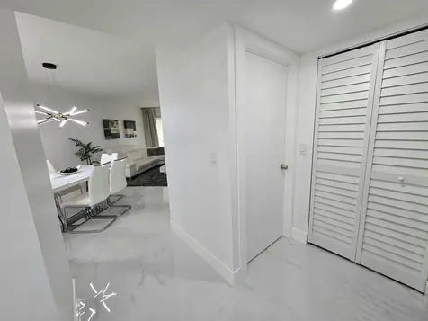 5577 Courtyard Drive Margate FL 33063