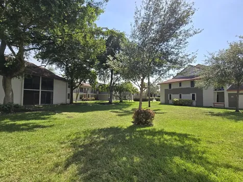 5577 Courtyard Drive Margate FL 33063