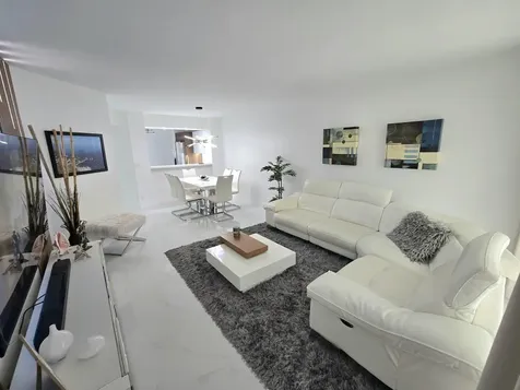5577 Courtyard Drive Margate FL 33063