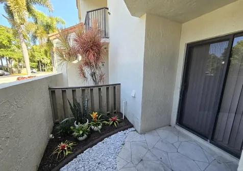 5577 Courtyard Drive Margate FL 33063