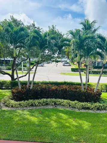 50 Plymouth West Palm Beach FL 33417