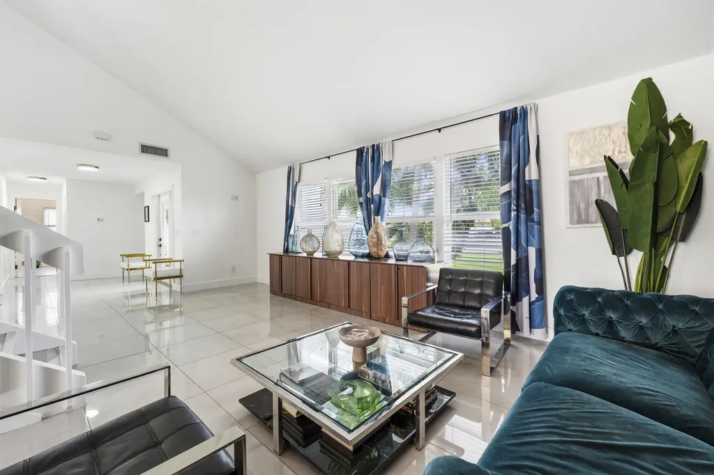 8497 Bonita Isle Drive Lake Worth FL 33467