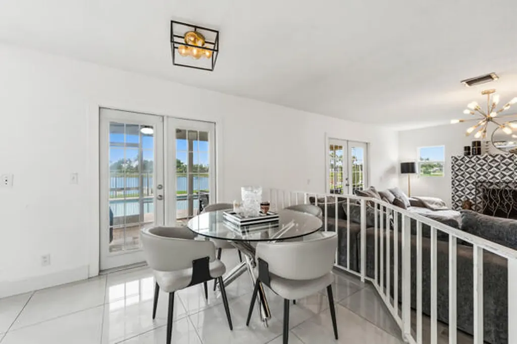 8497 Bonita Isle Drive Lake Worth FL 33467
