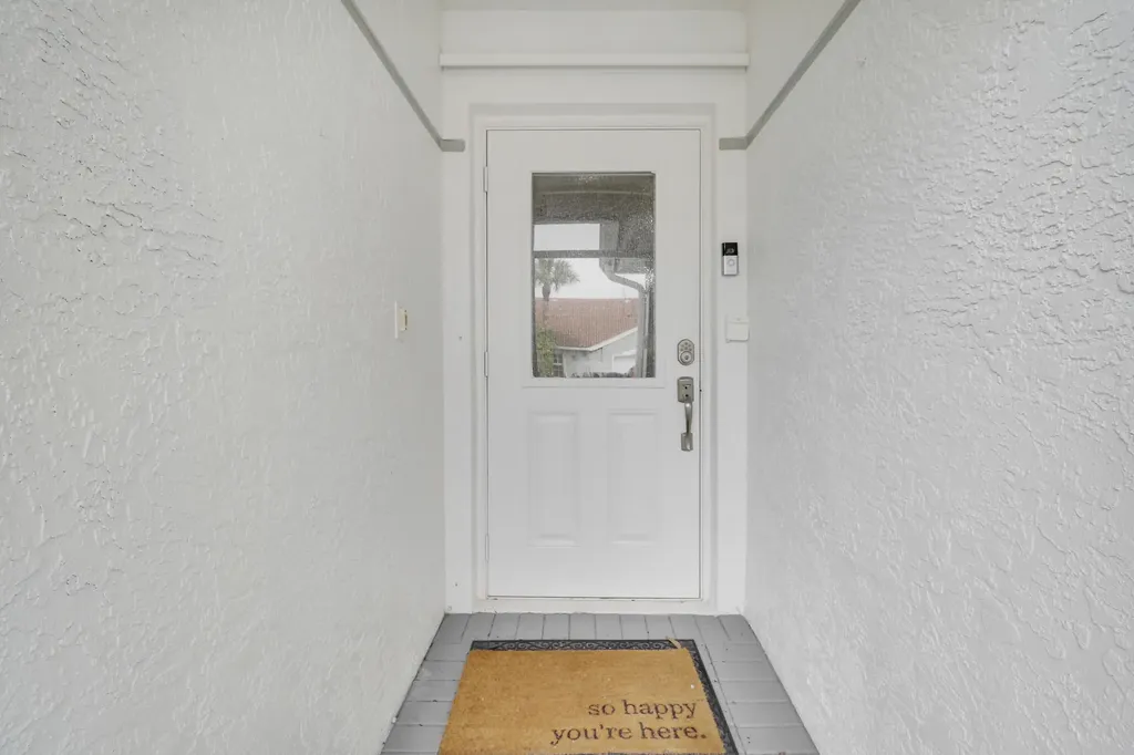 8063 Dolomtian Way Boynton Beach FL 33472