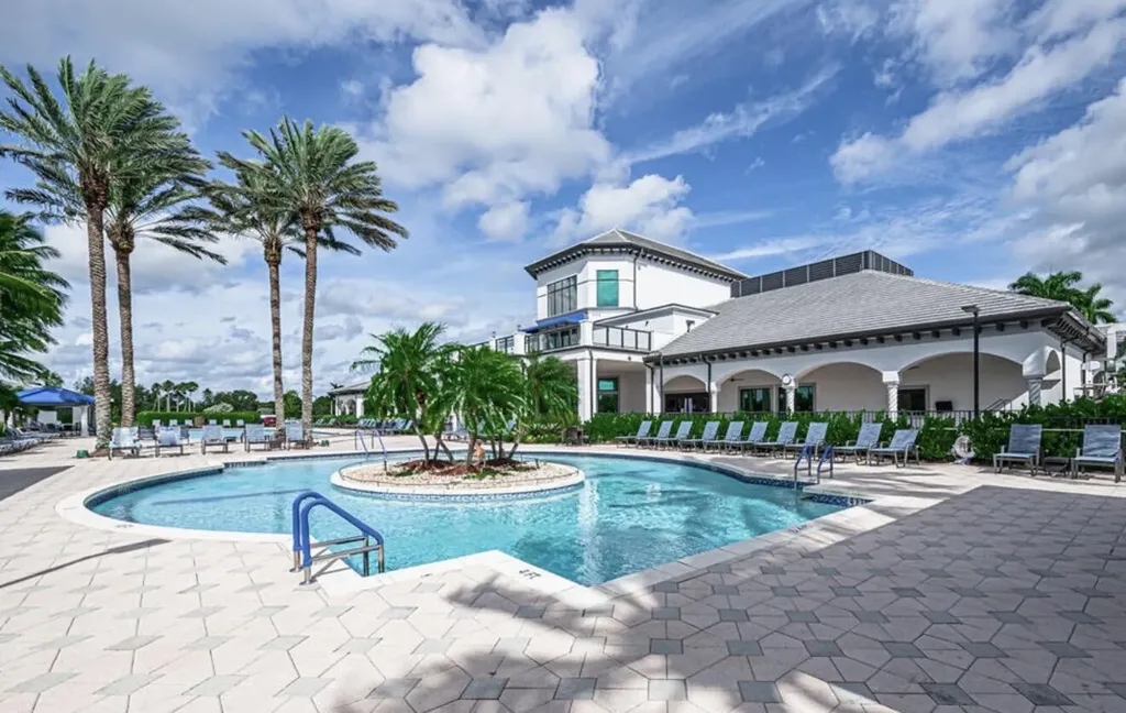 8063 Dolomtian Way Boynton Beach FL 33472