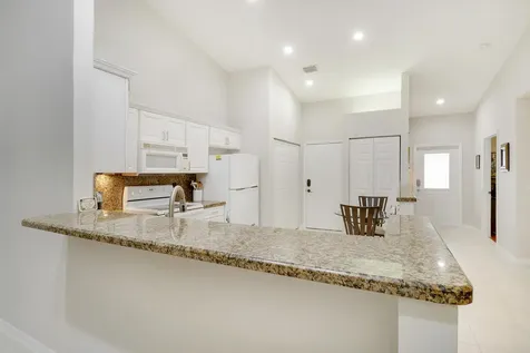 8063 Dolomtian Way Boynton Beach FL 33472