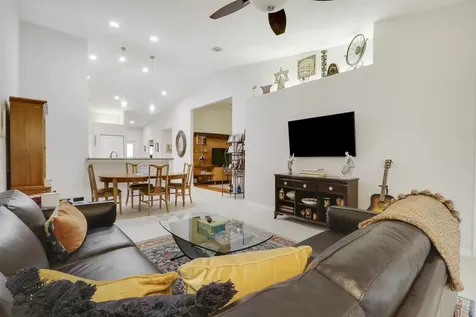 8063 Dolomtian Way Boynton Beach FL 33472