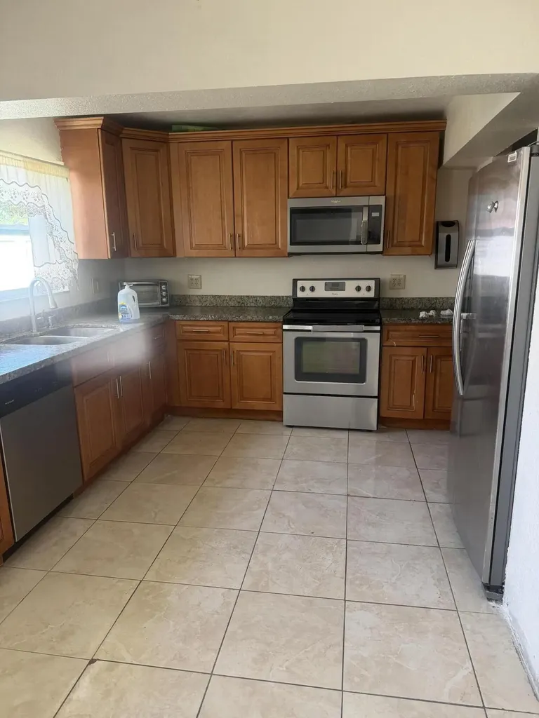 7531 Shalimar Street Miramar FL 33023