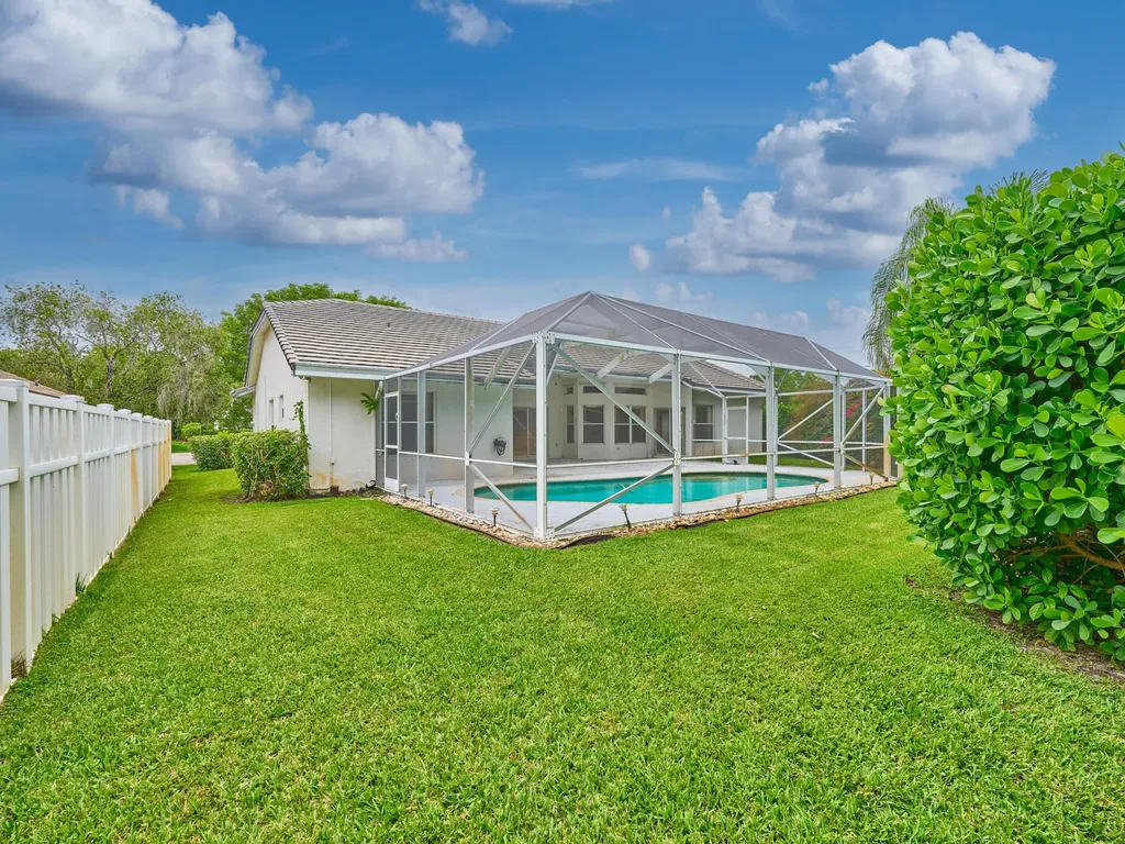 4610 NW 100th Way Coral Springs FL 33076