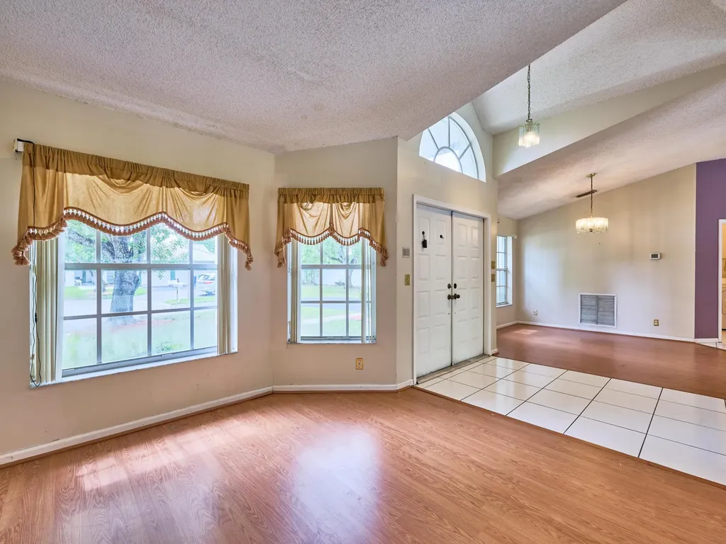 4610 NW 100th Way Coral Springs FL 33076
