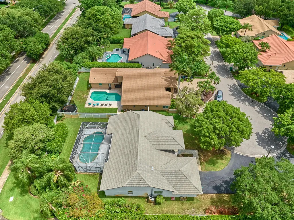 4610 NW 100th Way Coral Springs FL 33076